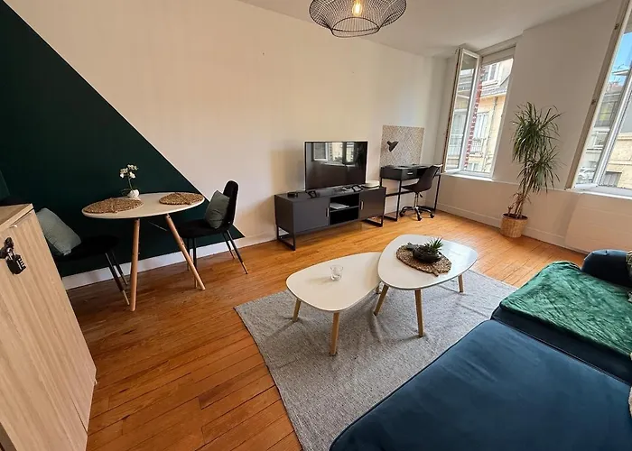 Апартаменты T2 Elegant Super Centre Бове